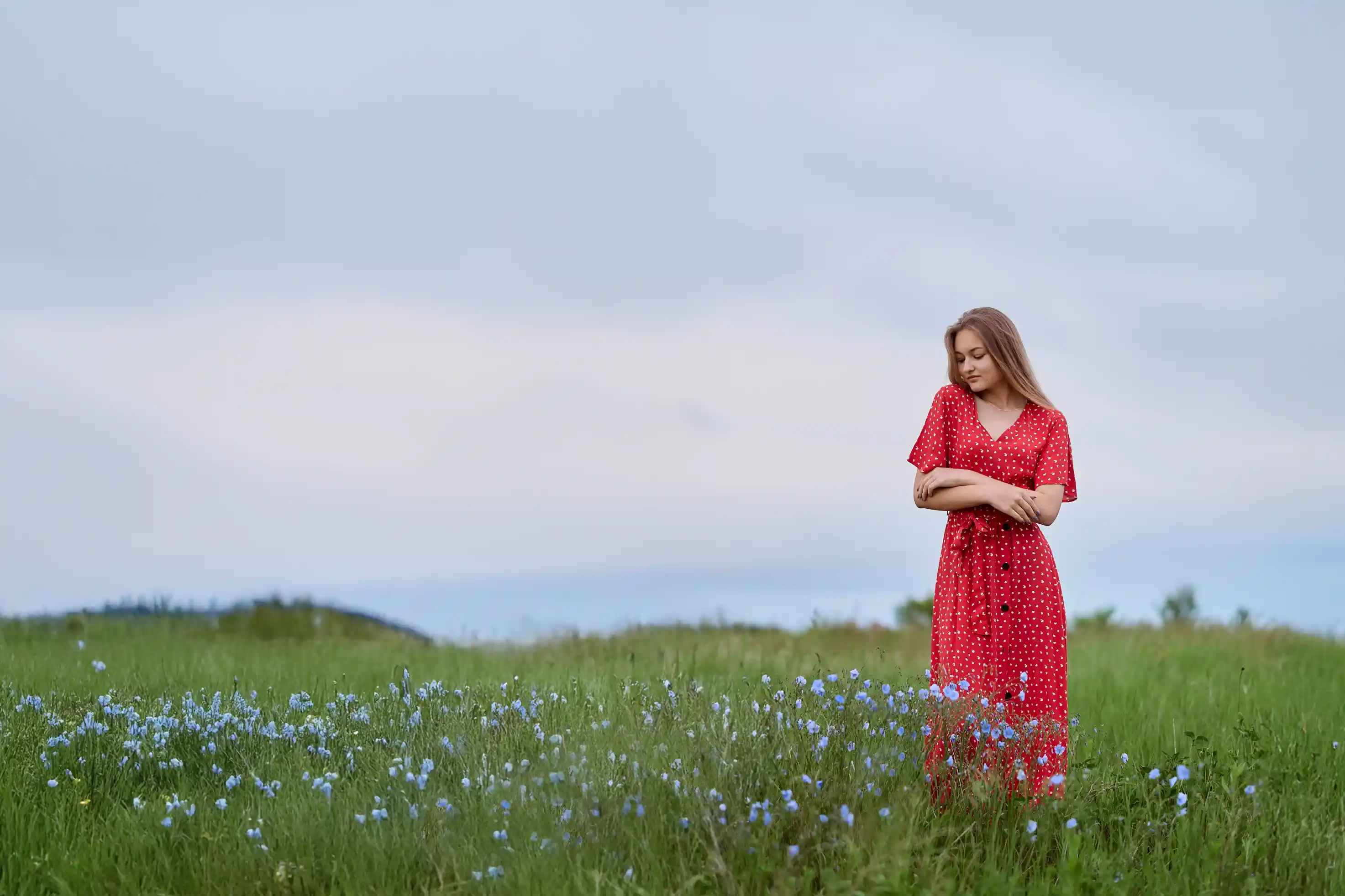 Capturing the grace and innocence of a young lady